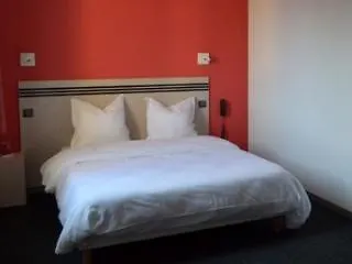 Hotel L2r Sous Jouarre